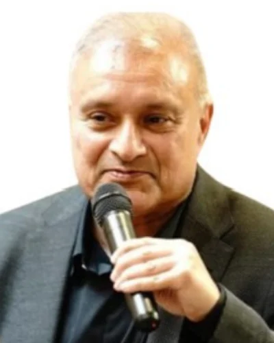 Dr. Shahzad Qureshi 